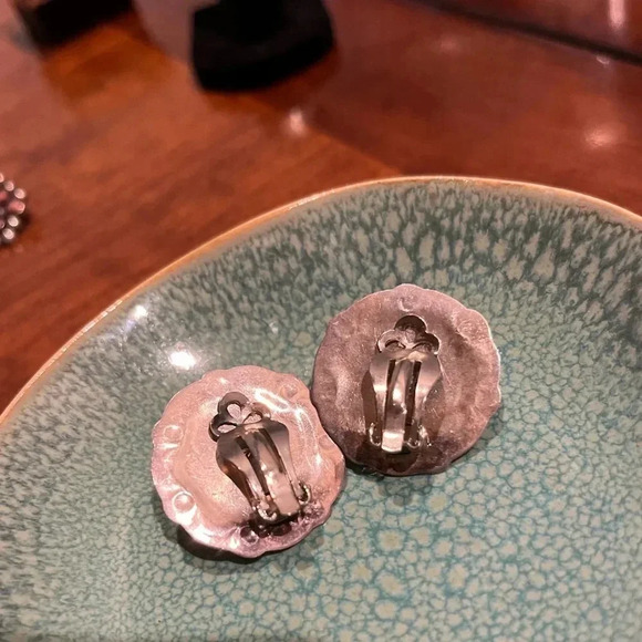 Sterling Vintage Clip On Engraved Earrings Stunning - Picture 6 of 10